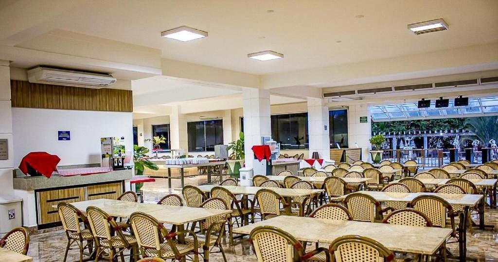 L'Acqua Diroma Oficial - Suite Confortaveis Diversao Garantida Caldas Novas Bagian luar foto